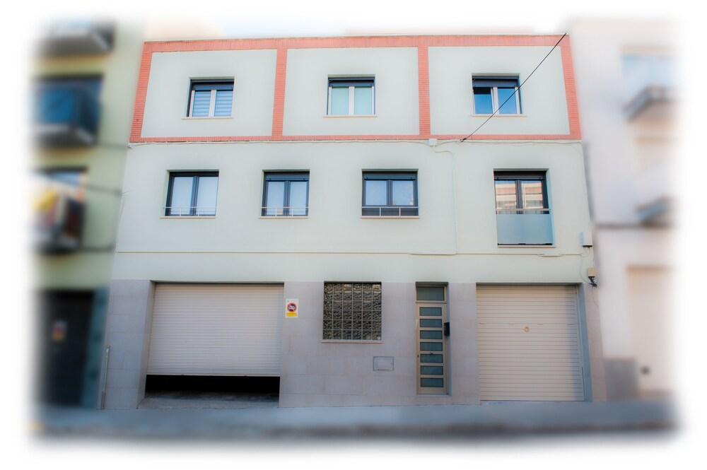 Cal Negri Apartment บิลาฟรังกา เดล เปเนเดส ภายนอก รูปภาพ