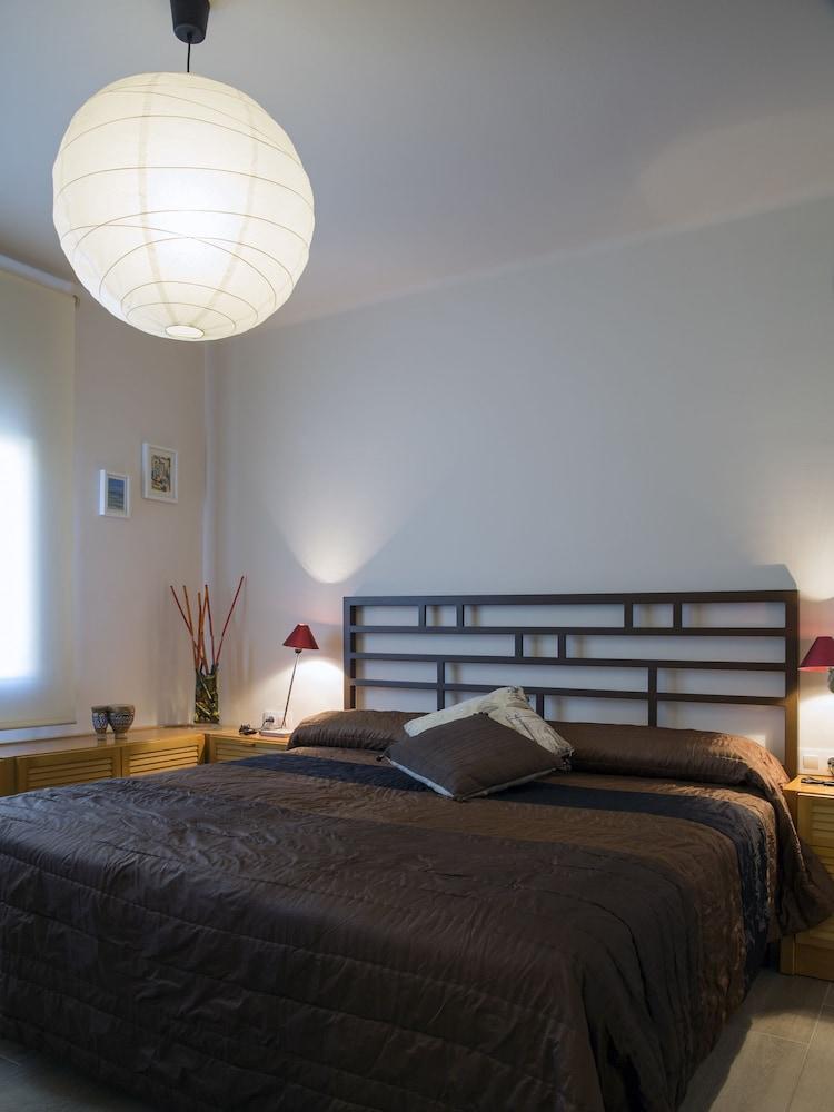 Cal Negri Apartment บิลาฟรังกา เดล เปเนเดส ภายนอก รูปภาพ