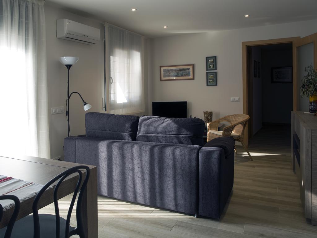 Cal Negri Apartment บิลาฟรังกา เดล เปเนเดส ภายนอก รูปภาพ