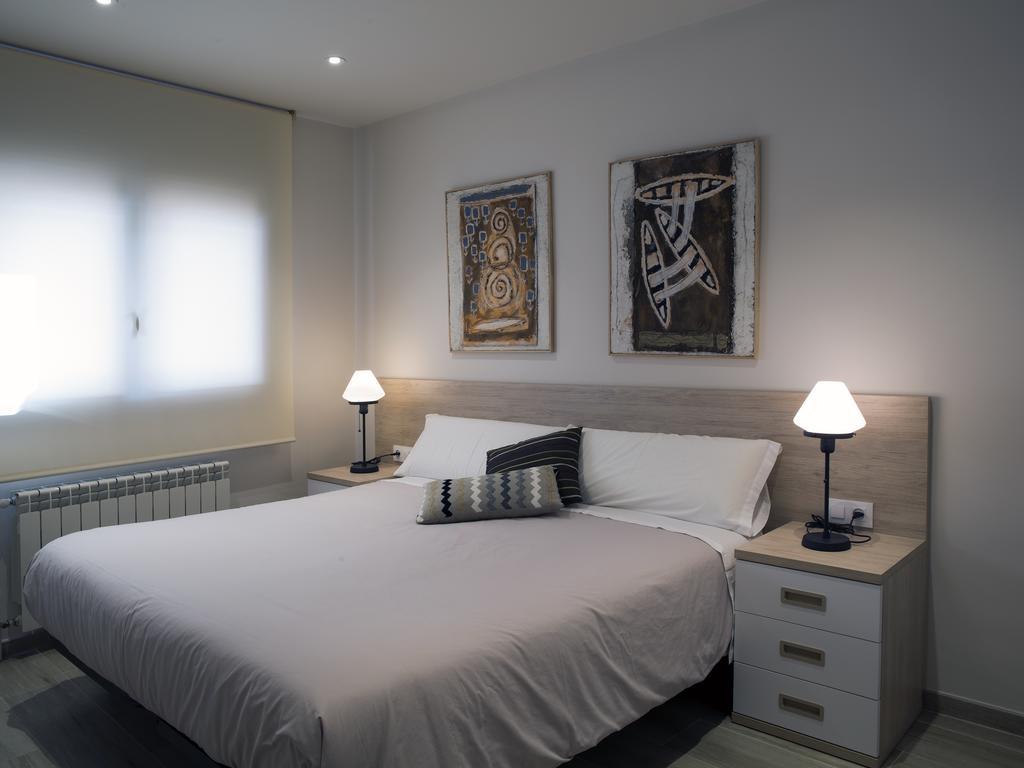 Cal Negri Apartment บิลาฟรังกา เดล เปเนเดส ภายนอก รูปภาพ